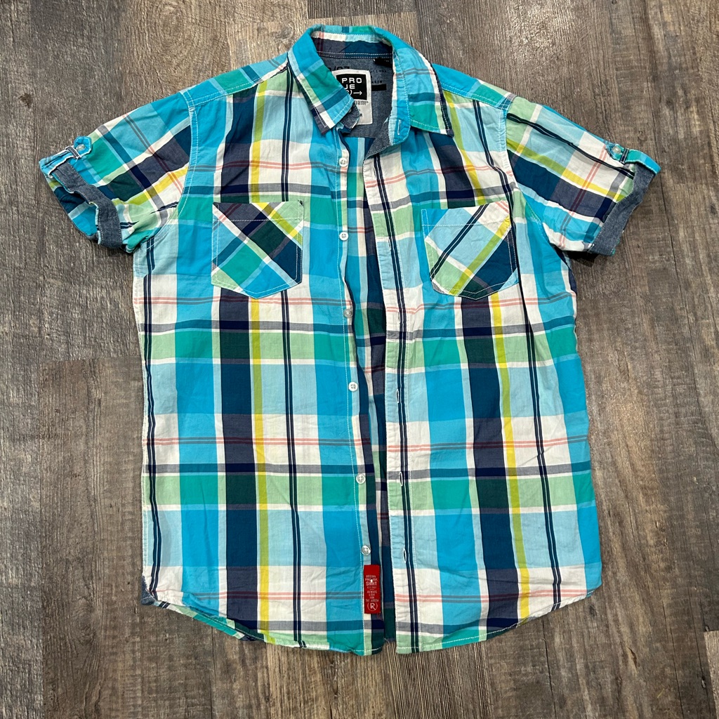 Medium Button Up. Euc. From Buckle.